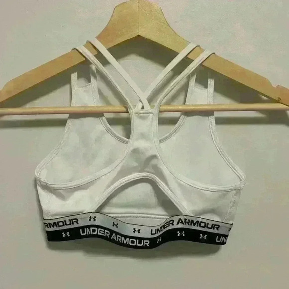 Under Armour  | Sports Bra in White | Size Medium Youth - Picture 5 of 5